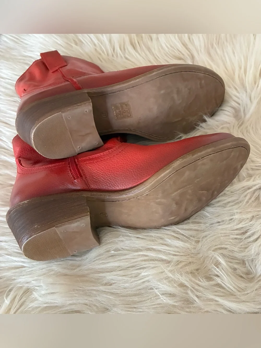 Miz Mooz NWOT Carlitos Western Bootie’s Sz 37, 7 US